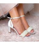 Brautschuhe (The Perfect Bridal Company) Carrie Satin / Perlen 38